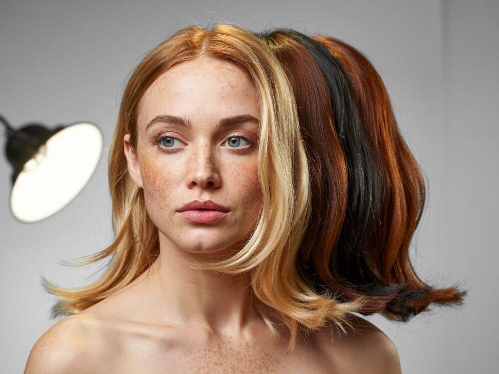 kobieta z czerwoną twarzą