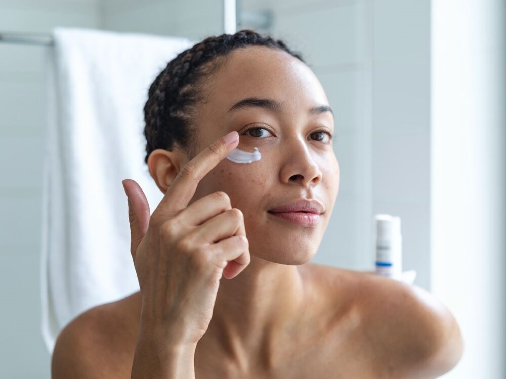 krem pod oczy dla kobiet