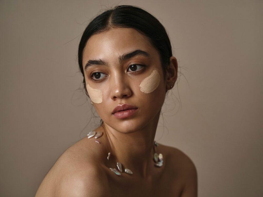 podkład do makijażu twarzy